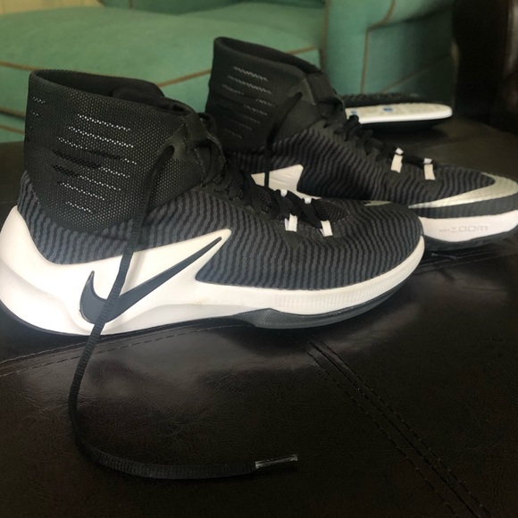 nike zoom clearout basketball shoes